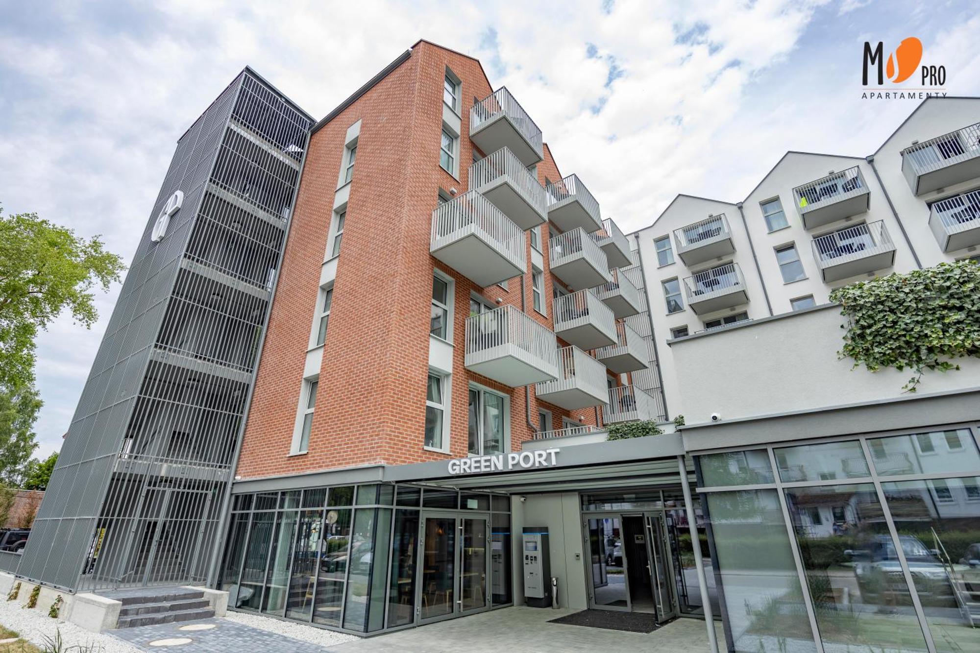 Green Port Premium Z Fitness&Spa&Restaurant Kolobrzeg Exterior photo